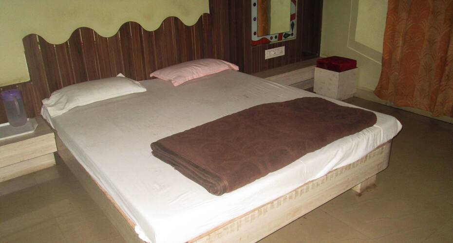 Hotel Amaltas Palace, Barwah 5